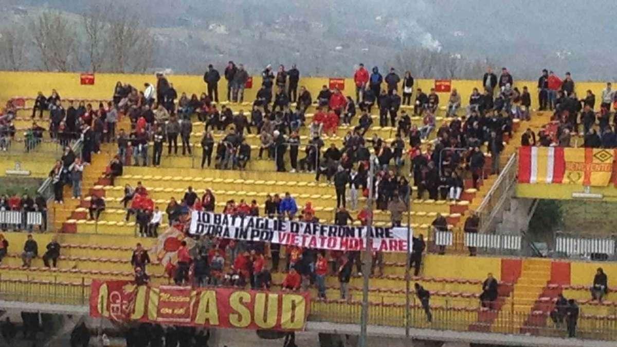 SEGUI IL NS. LIVE: BENEVENTO-COMO 1-0 (38'st. Pintori su rig.)......FINALE....dallo stadio "Ciro Vigorito di Benevento"...DIRETTA FOTOGRAFICA E TESTUALE..