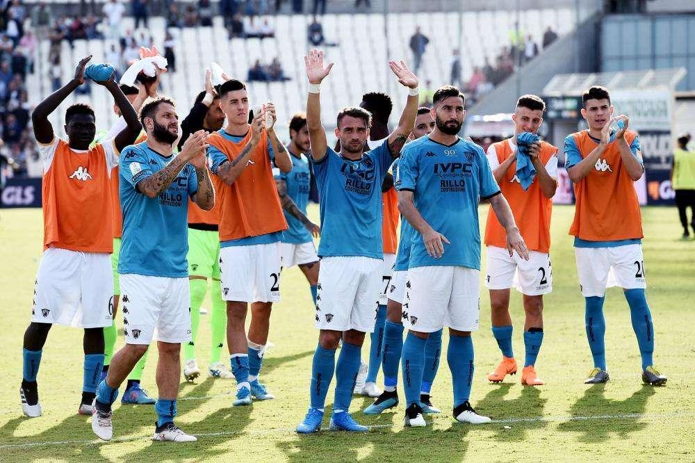 SERIE B, DIETRO IL BENEVENTO IL VUOTO: CADE ANCHE IL PORDENONE. GIALLOROSSI A +9 SULLE SECONDE