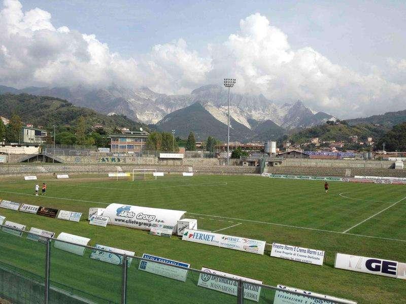 5^ Giornata di Lega Pro Andata: Carrarese-BENEVENTO 0-3 (18'pt.Mancosu, 25'pt.Altinier, 4st.'Altinier) UN BENEVENTO "MOSTRUOSO" AFFOSSA LA CARRARESE