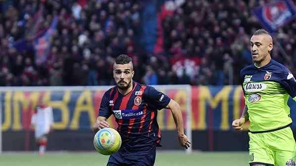Potenza, il saluto di capitan Coccia: "Esperienza indimenticabile"
