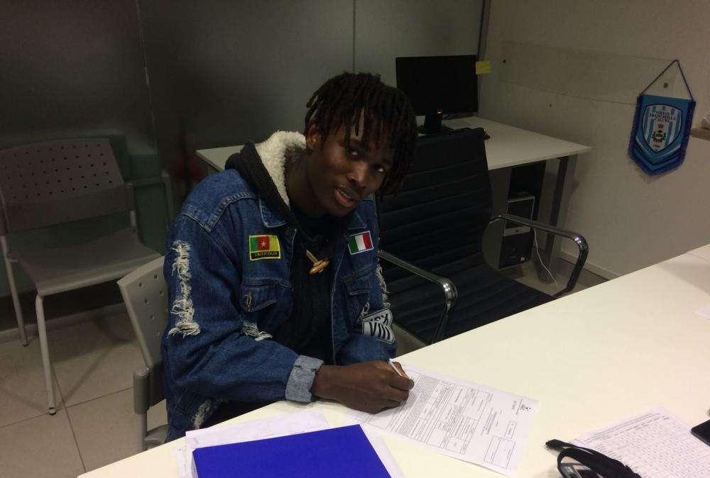 NOTIZIA TC Reggina, Steve Donovan firma: la foto
