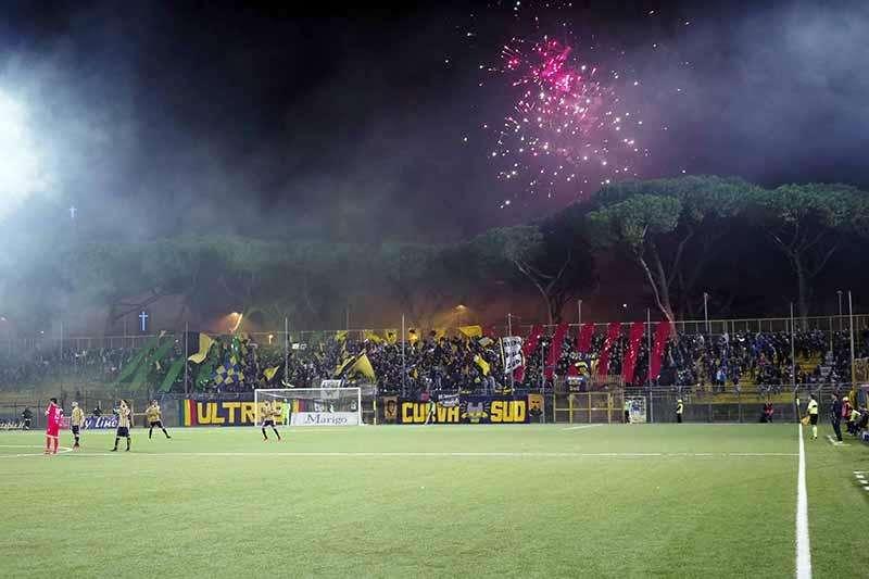  Juve Stabia-Vibonese, tre punti per la Serie B. Le probabili formazioni