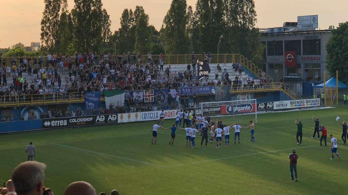 FOTONOTIZIA TC - La Pro Sesto si salva e al 'Breda' parte la festa