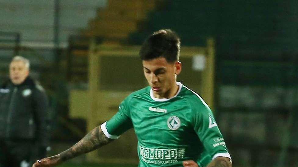 UFFICIALE - Avellino, Illanes ai saluti: il difensore ceduto al Novara