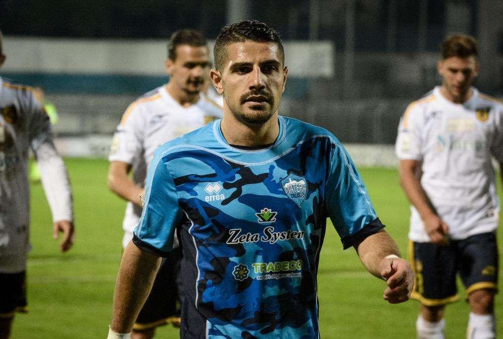 Niente C per Letizia: l'ex Catanzaro firma col Modena in D