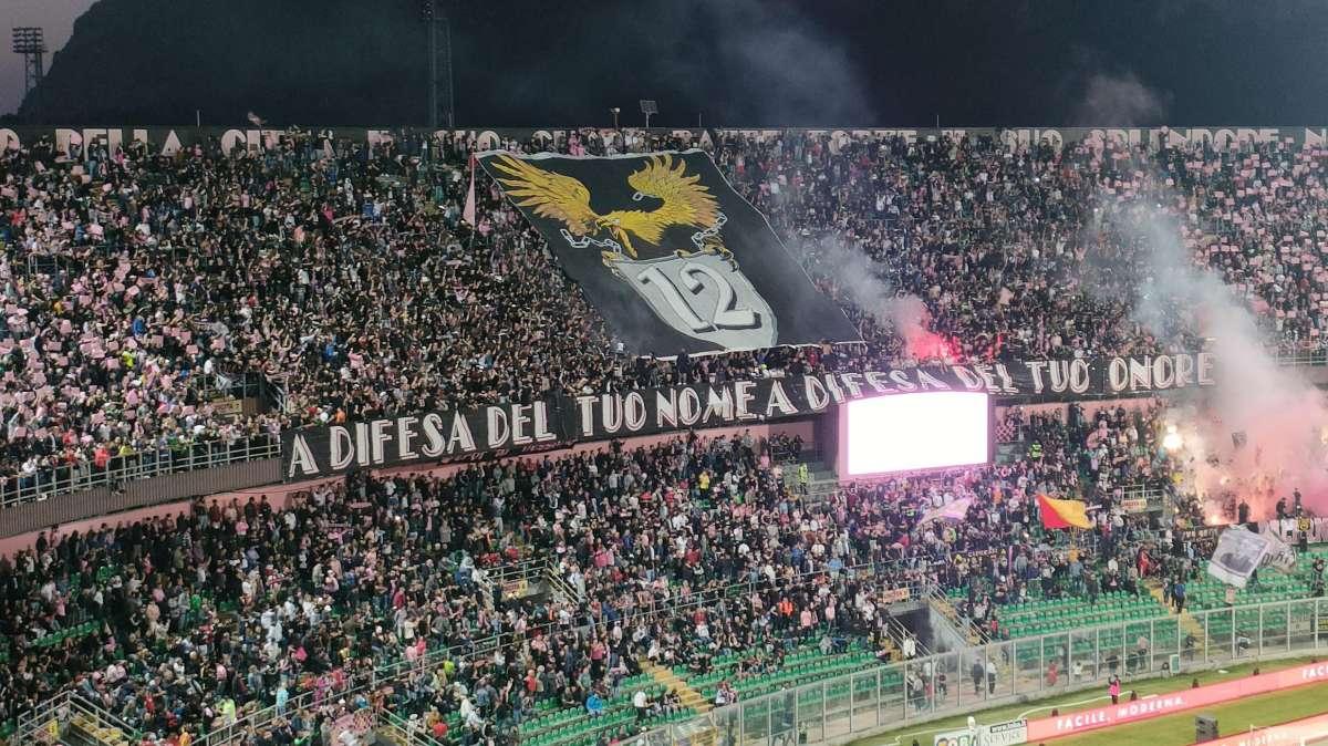 Repubblica Palermo: "Mille tifosi in trasferta per l'operazione Serie B"