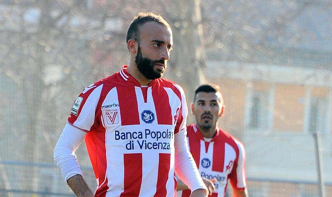 Casertana, convinto uno stopper