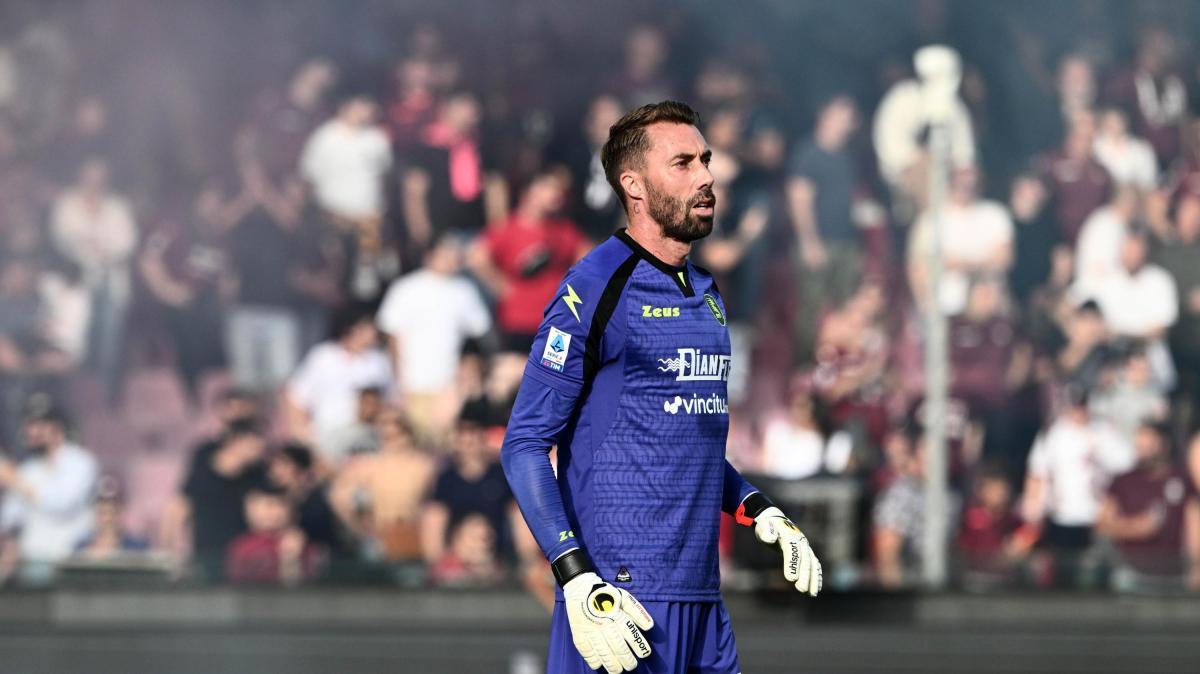 Pescara, per la porta si valuta anche il ritorno di Vincenzo Fiorillo