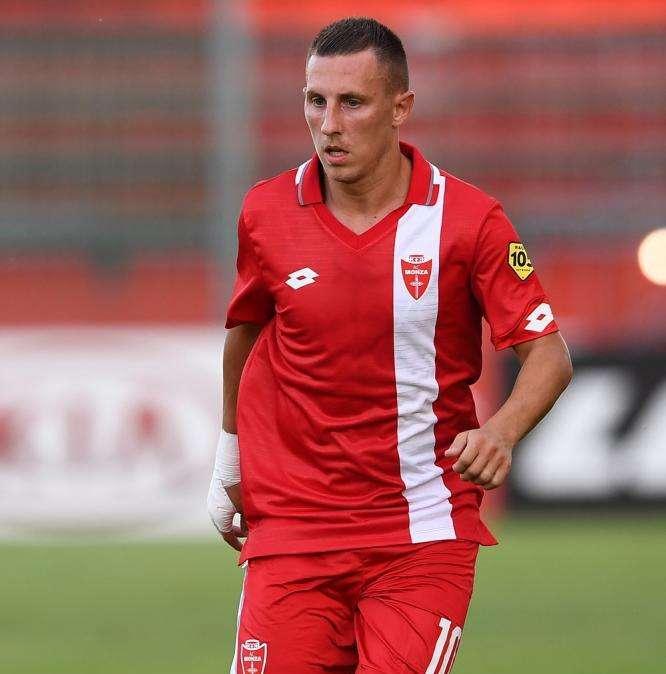 Monza, sondaggio dalla Triestina per capitan D'Errico