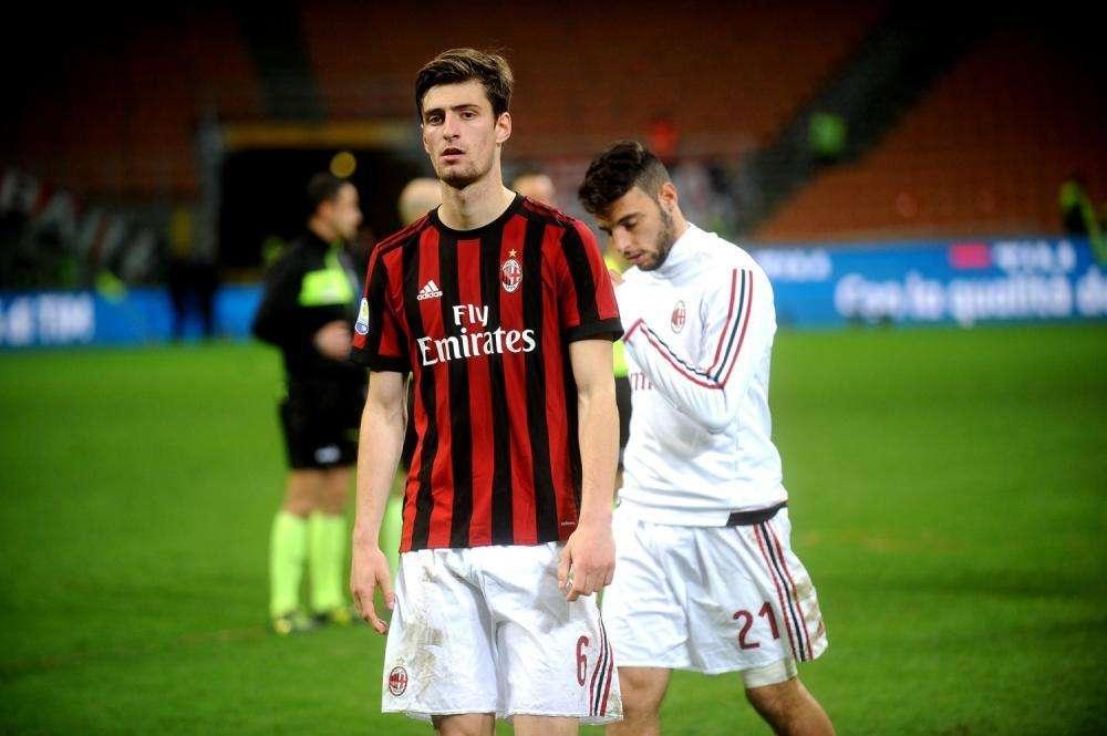 Lucchese, Gabbia sempre più vicino