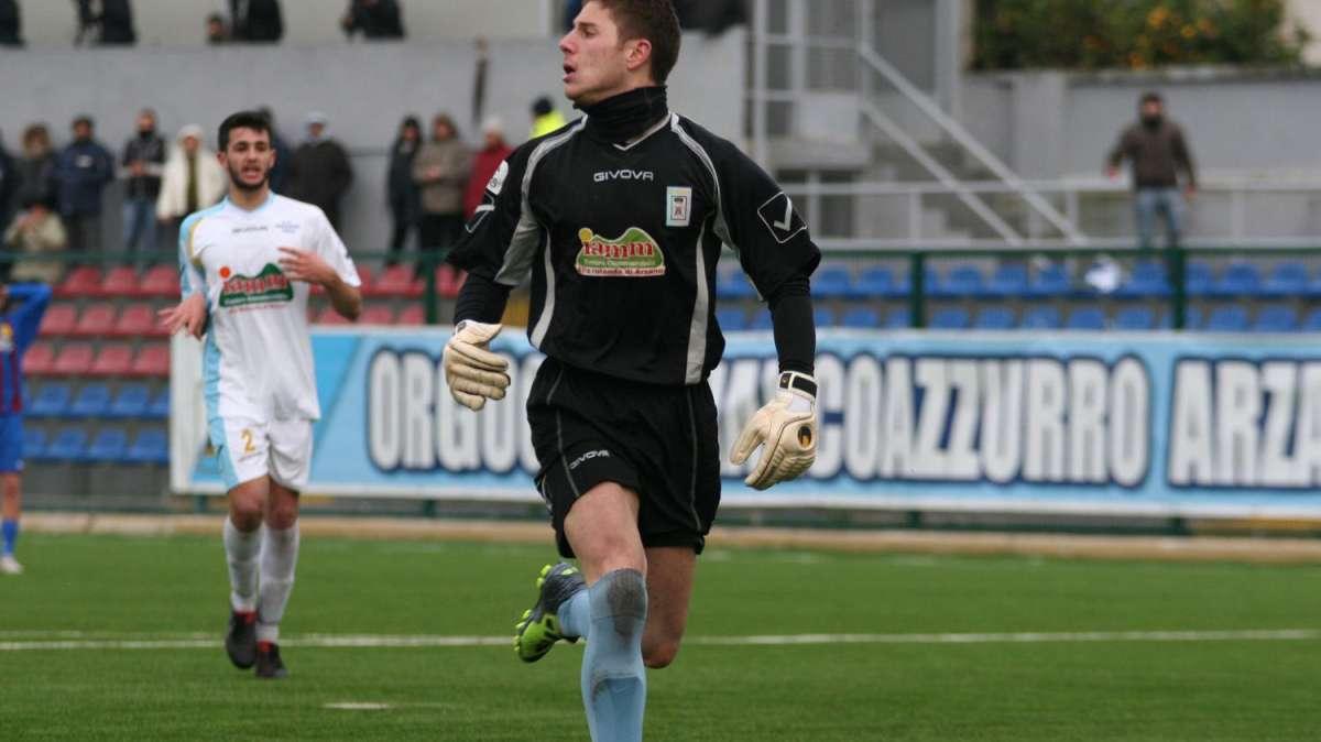 Juve Stabia, le Vespe a caccia dei tre tenori dell'Arzanese