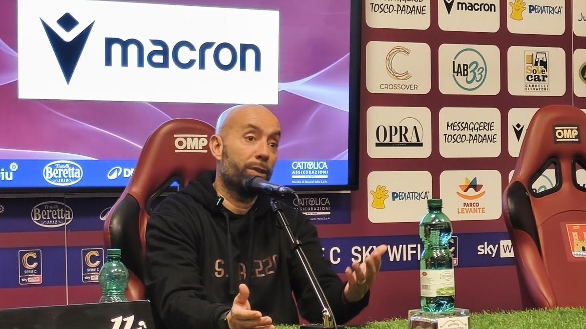 Giudice Sportivo, Arezzo-Pineto costa la squalifica a Bucchi e Tisci
