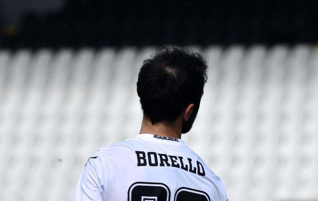 Crotone, l'ex Borello riparte dall'Ungheria: ha scelto l'Ujpest