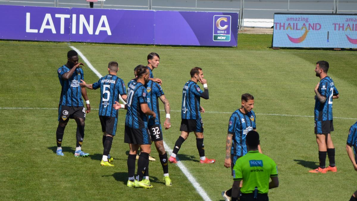 Latina, la sfida di Coppa con il Gubbio anticipata alle 18:00