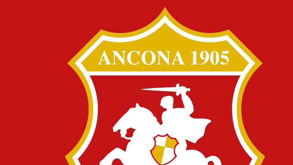 Corriere Adriatico: "È un'Ancona alla deriva"