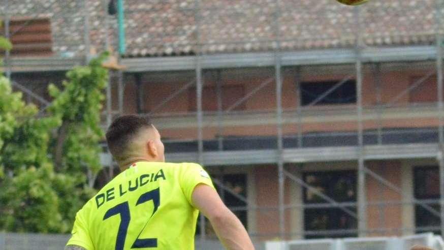 Dopo la Feralpi il portiere De Lucia vola in B: c'è il Frosinone