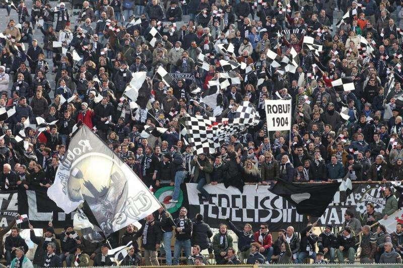 Robur Siena, pres Ponte: "Lavoriamo sotto traccia. Non riconfermeremo giocatori per riconoscenza, vogliamo attaccamento alla maglia"