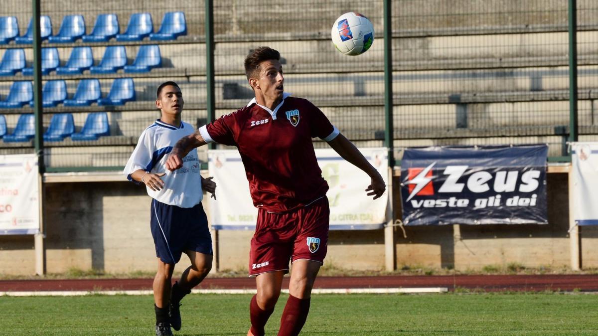 Arezzo, senti Castiglia: "Puoi chiudere i giochi per la B già questo weekend"