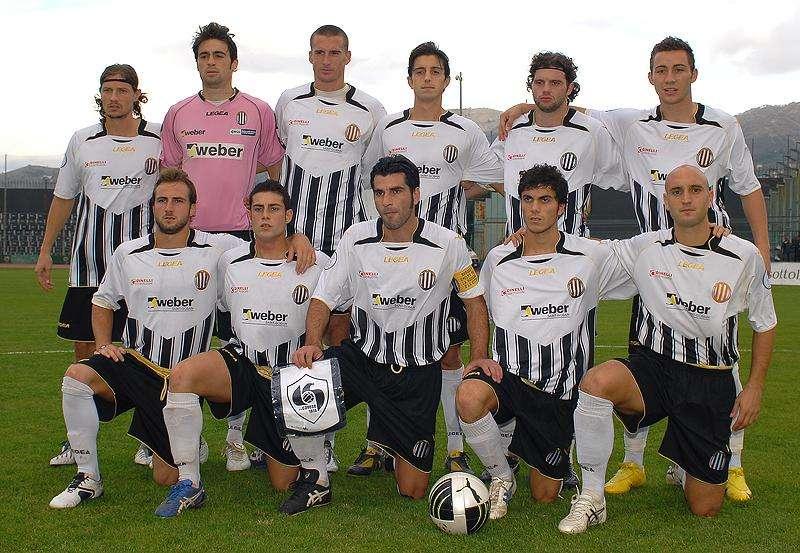 Il Viareggio regola 2-0 il Faro Gaggio Montano in amichevole