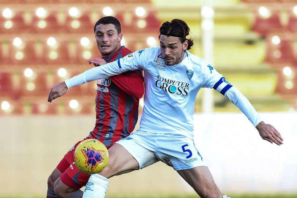 Bari, colloqui con l'Empoli per il terzino Frederic Veseli