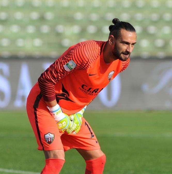 NOTIZIA TC Triestina, per la porta si sogna Lanni