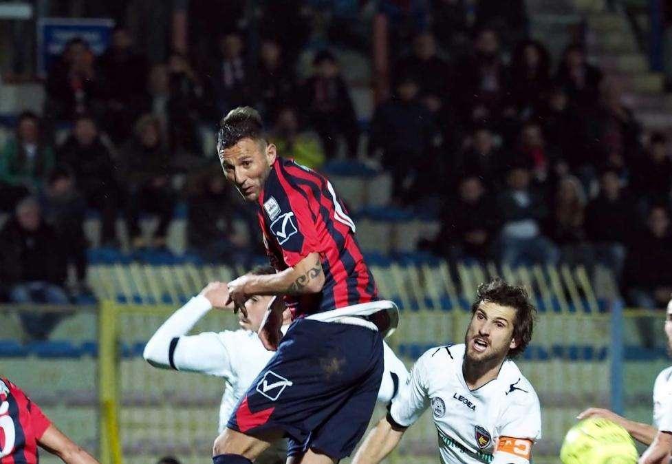 UFFICIALE - Pro Vercelli, ceduto Tedeschi alla Carrarese