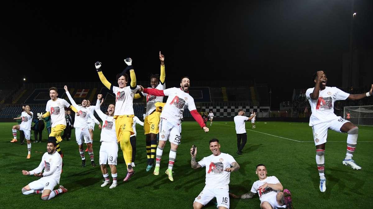 Crotone, Saro sale in Serie A: triennale con la Cremonese