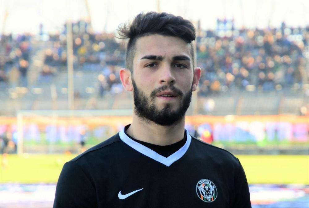Viterbese, duello al Pisa per Acquadro
