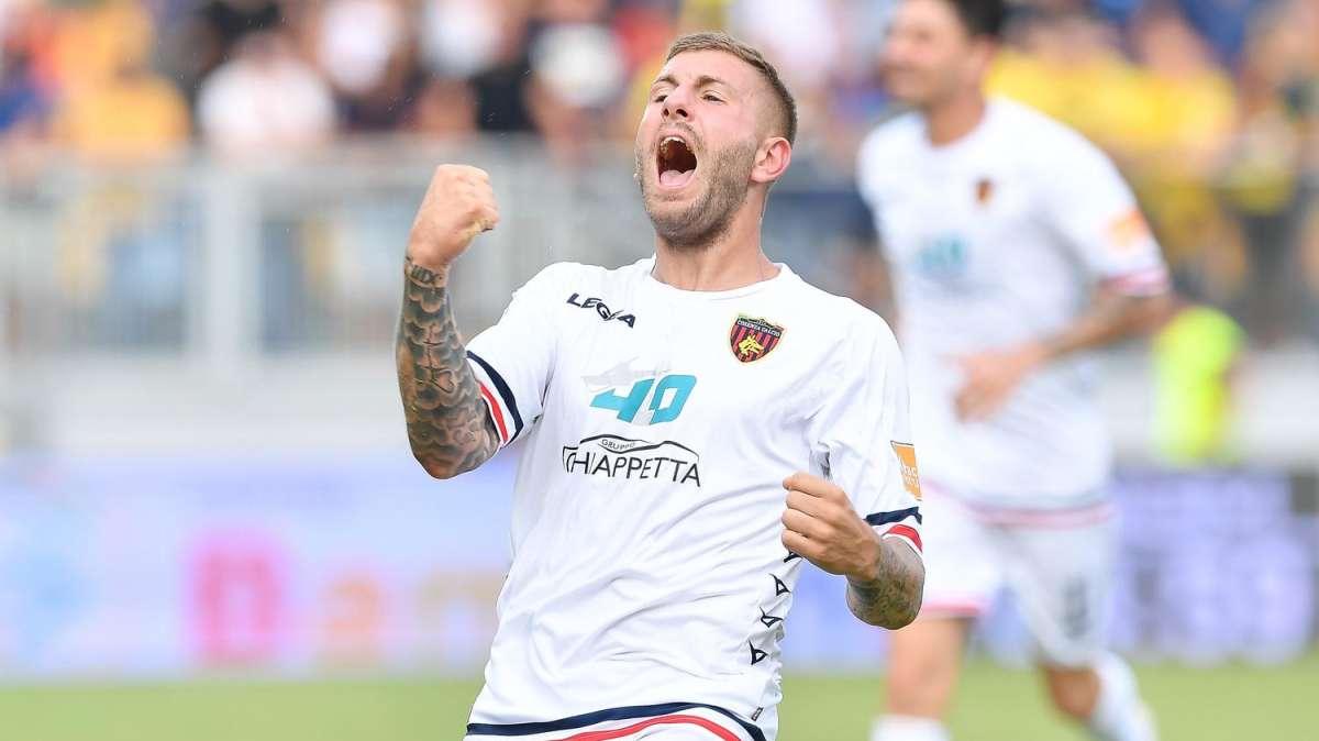 TC - Bari, piace Carretta. Proposto uno scambio con Simeri al Cosenza