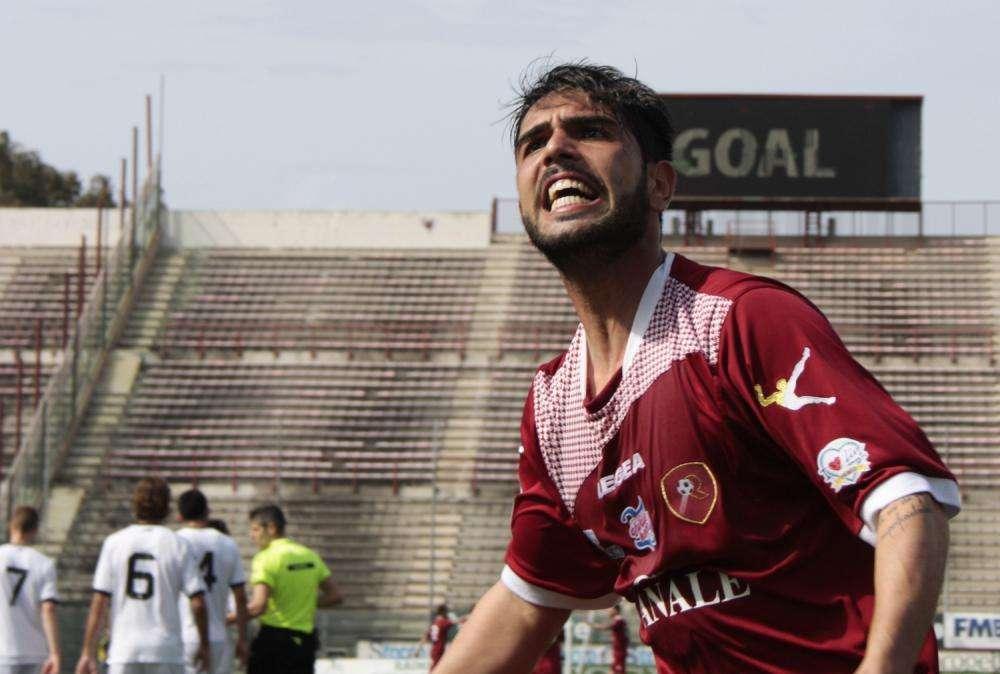 Reggina, il presidente conferma l'ingaggio di Viola