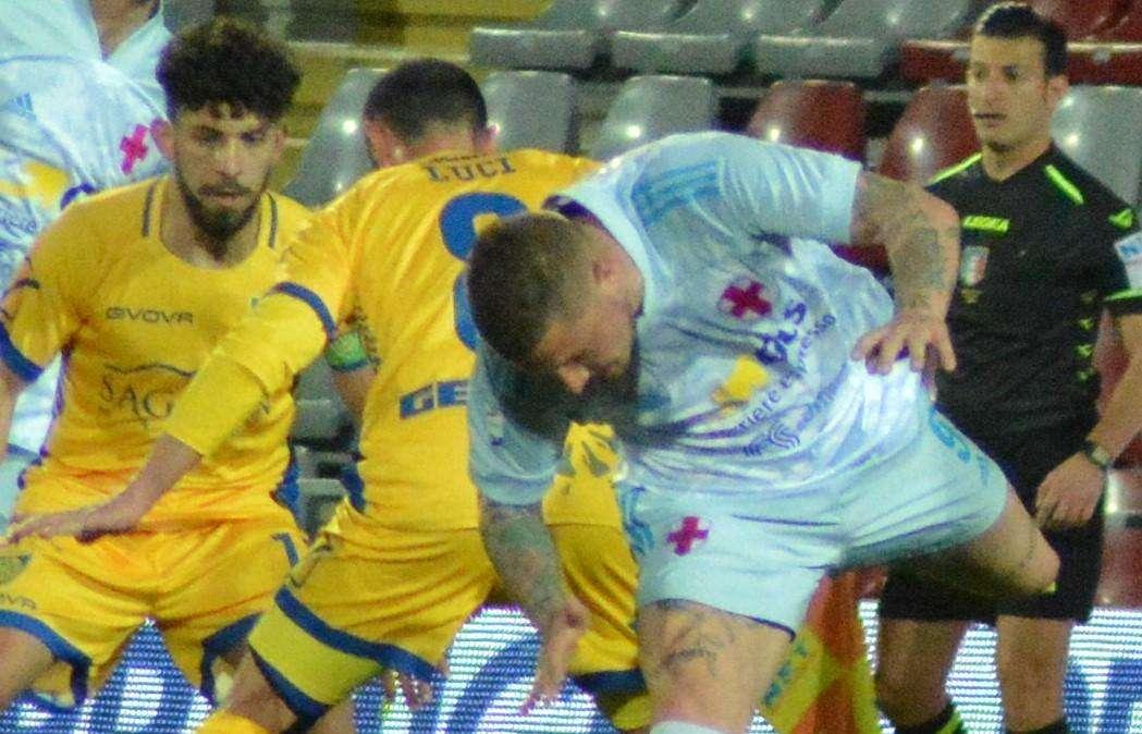 INTERVISTA TC - Carrarese, Luci: "Negli ultimi due anni non era calcio"