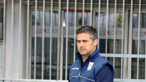 Vibonese, Costantino sempre più in bilico