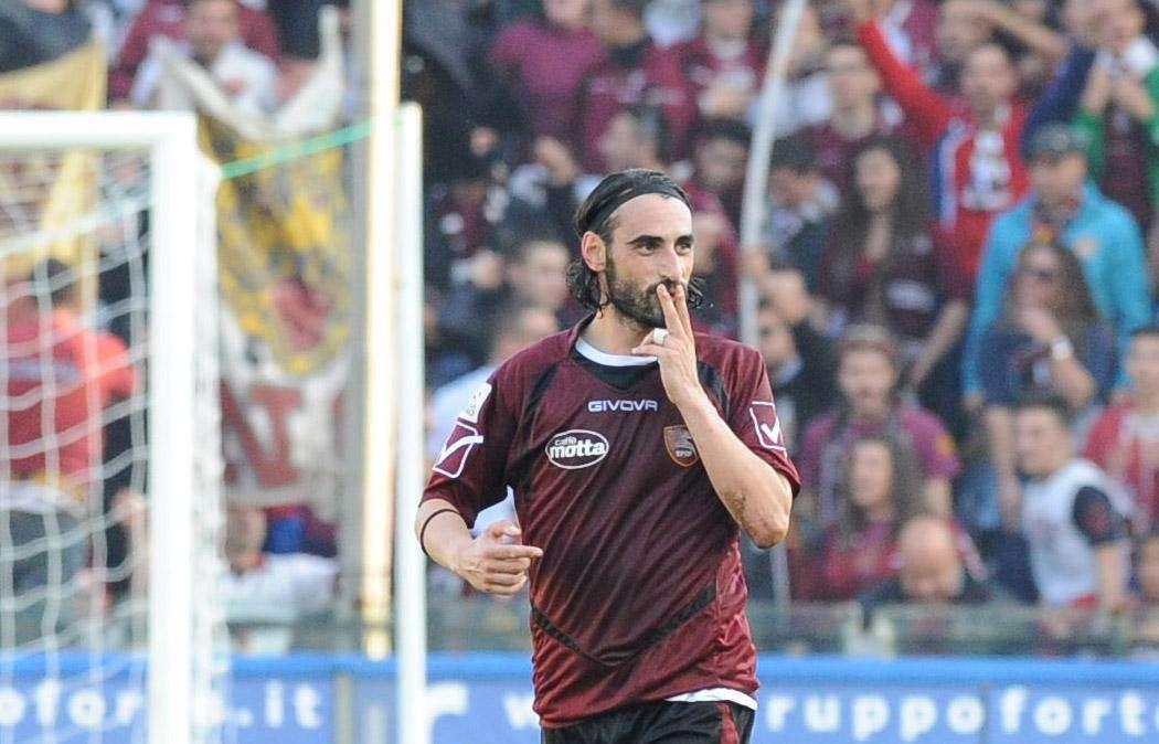 Salernitana, è fatta per il rinnovo di Guazzo 