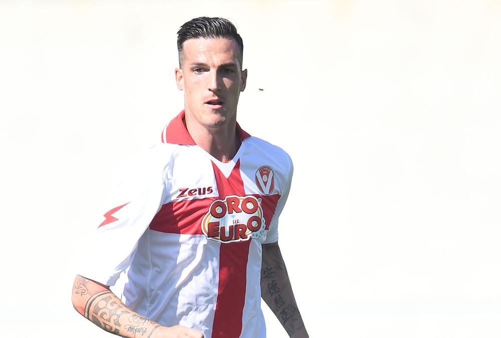 Novara, l'esterno arriva dalla B