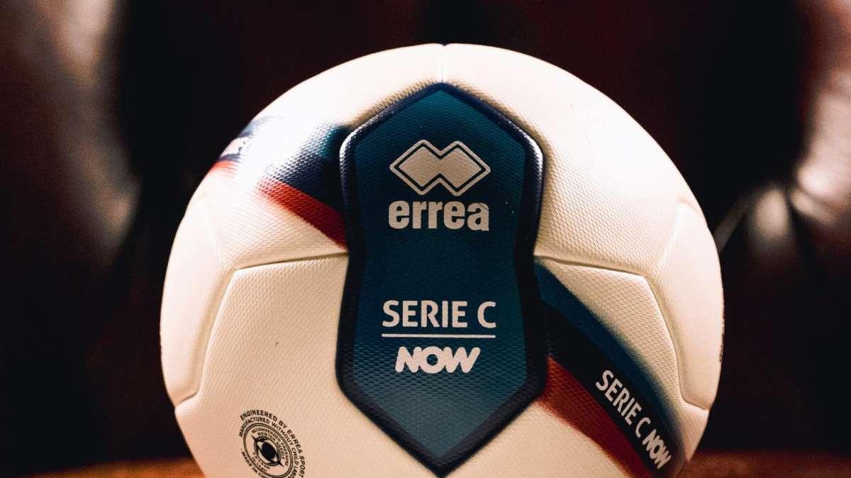 Benevento, Ferrara è giallorosso: contratto triennale per il terzino