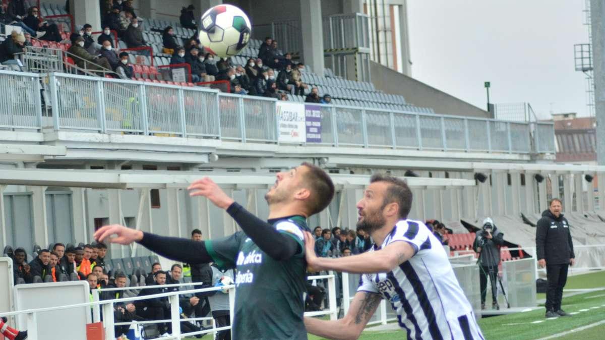 Padova, distorsione alla caviglia per De Marchi: salterà la Pergolettese