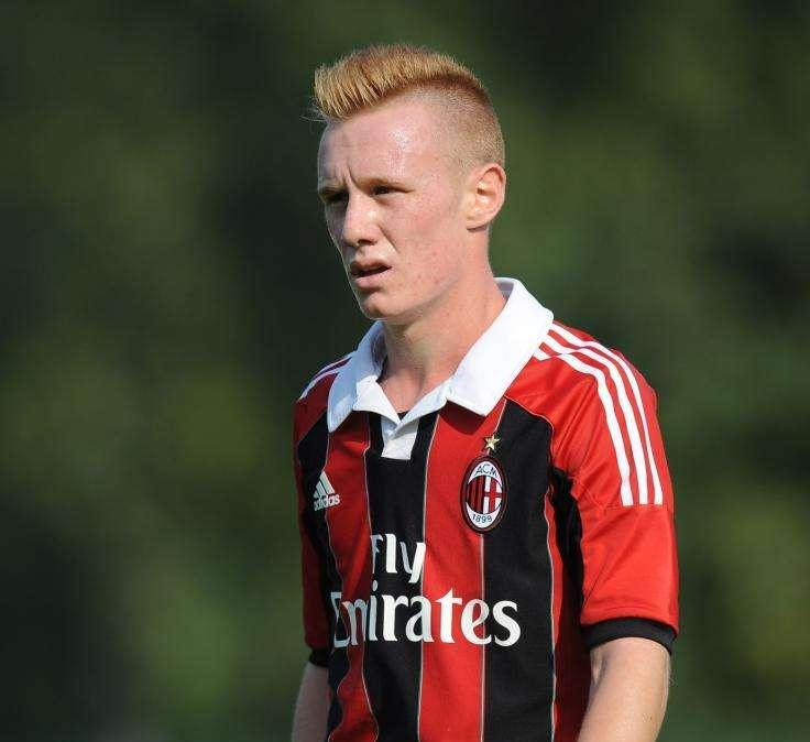 Lucchese, triennale in Serie B per De Feo 
