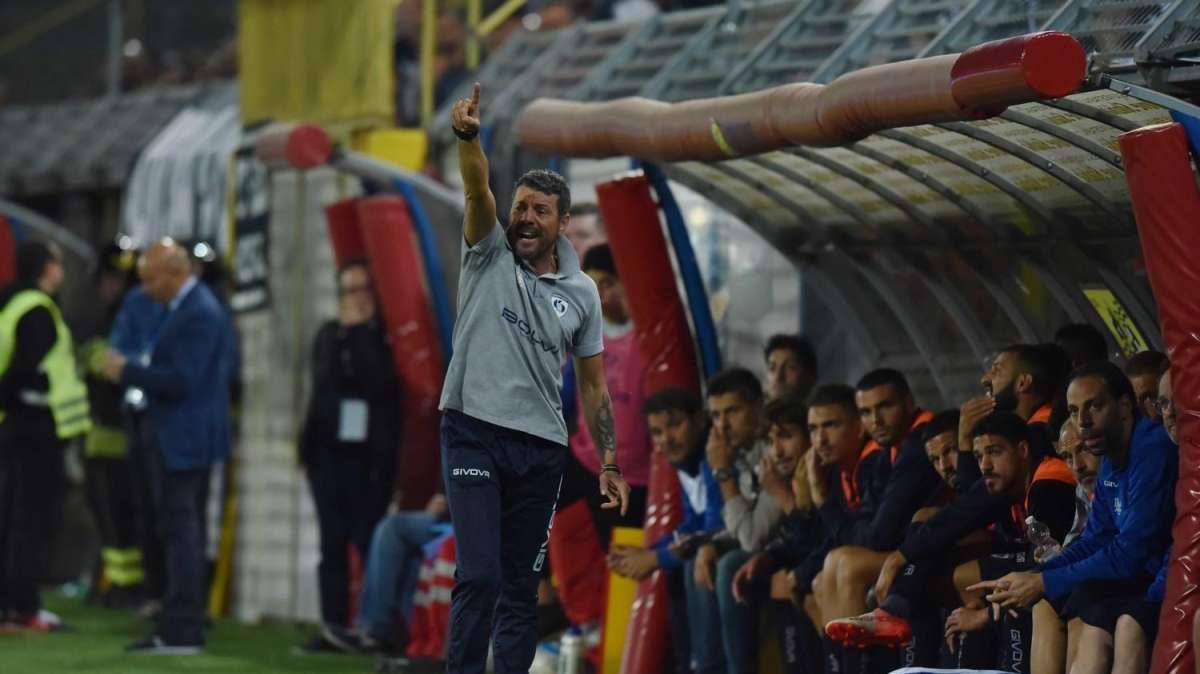 TC - Casertana, Guidi a rischio: Campilongo alla finestra