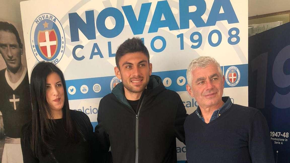 FOTONOTIZIA TC - Novara, c'è la firma di Simone Rossetti