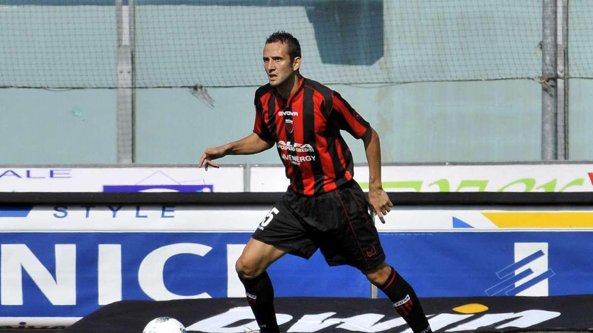 Nocerina, il difensore Pomante firma con L'Aquila