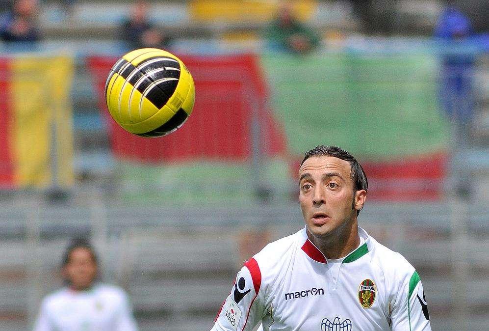 L'Aquila, un attaccante di B last-minute