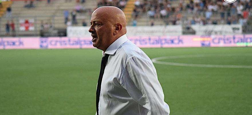 Teramo, è giallo sull'esonero di mister Zichella. Con Maurizi sullo sfondo