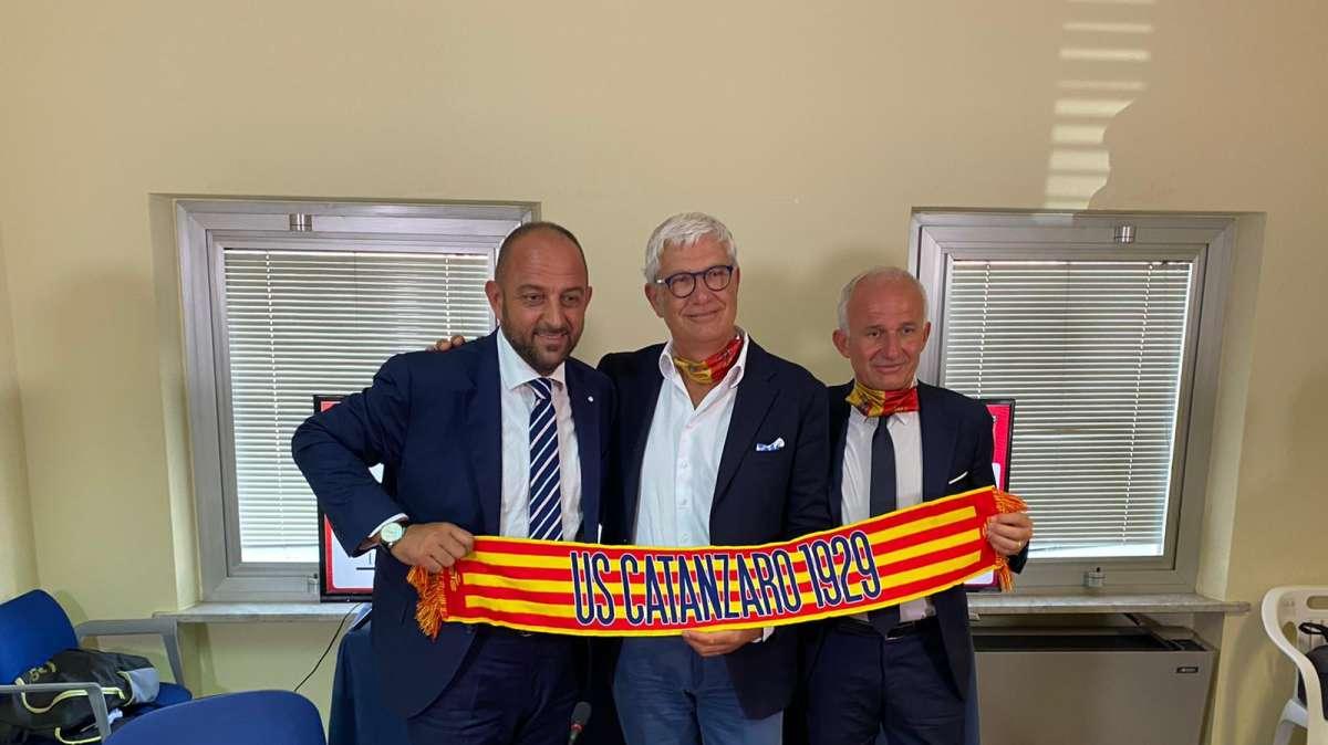 Pres Catanzaro: "Tecnico? 2 nomi su tavolo, decidiamo entro domani"