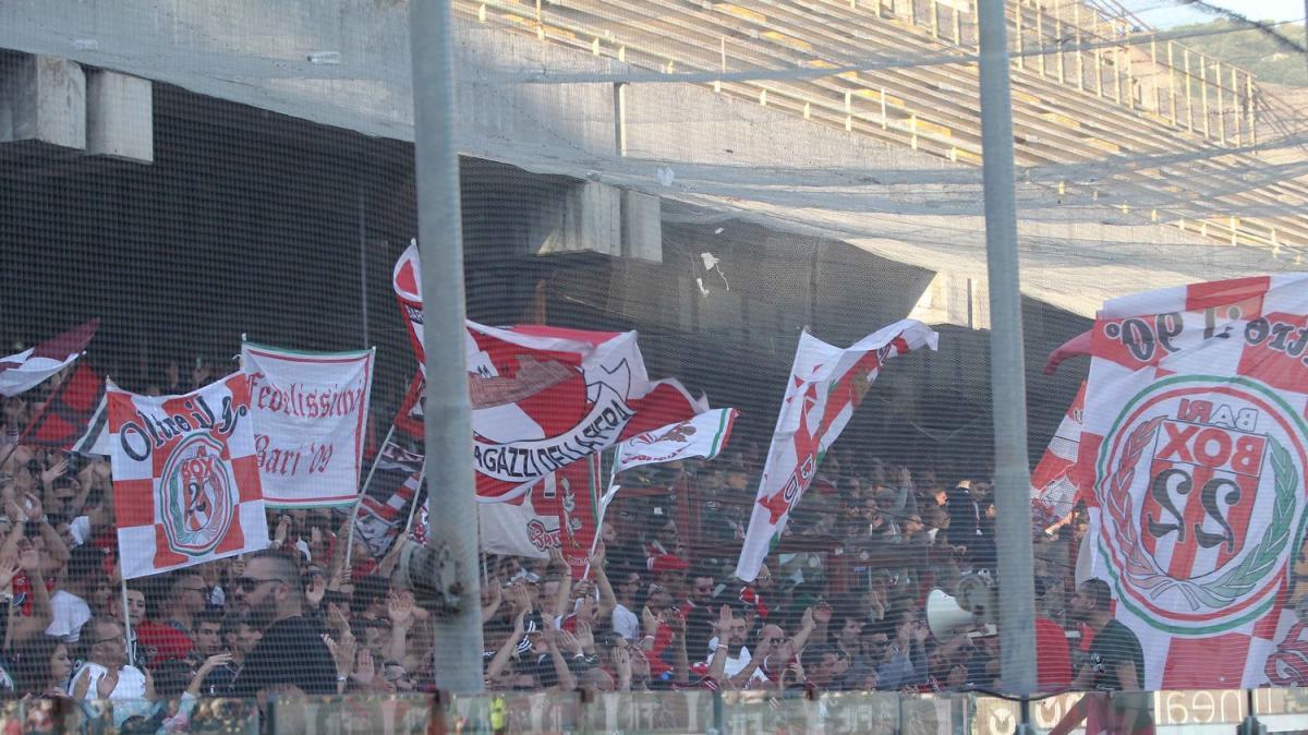 Giorgetti: "Vittoria unico rimedio per far innamorare la gente di Bari"