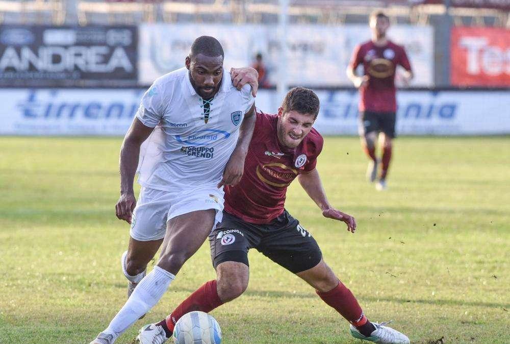 Ternana, per l'attacco idee Caturano e Ceter