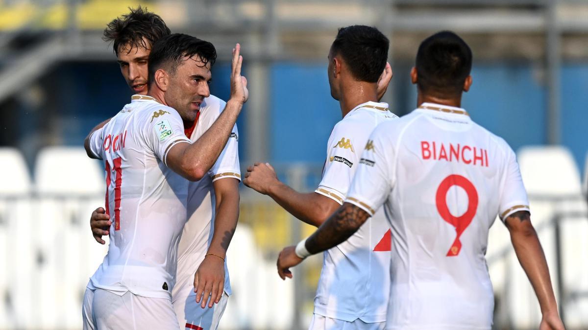 Immagine strip Calciomercato n.1