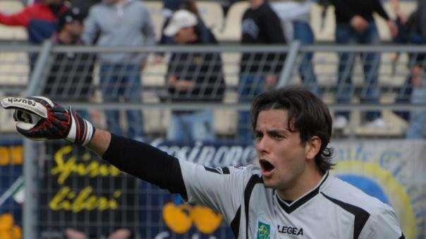 Benevento, Di Somma lavora sotto traccia. Piace un portiere di B