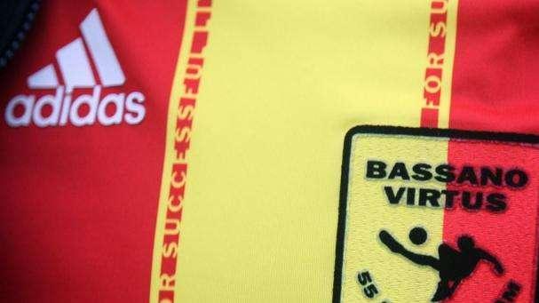 Bassano, caccia a un difensore