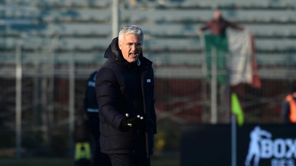 Livorno, Venturato: "Speravo nei playoff ma è una stagione da 7 e mezzo"