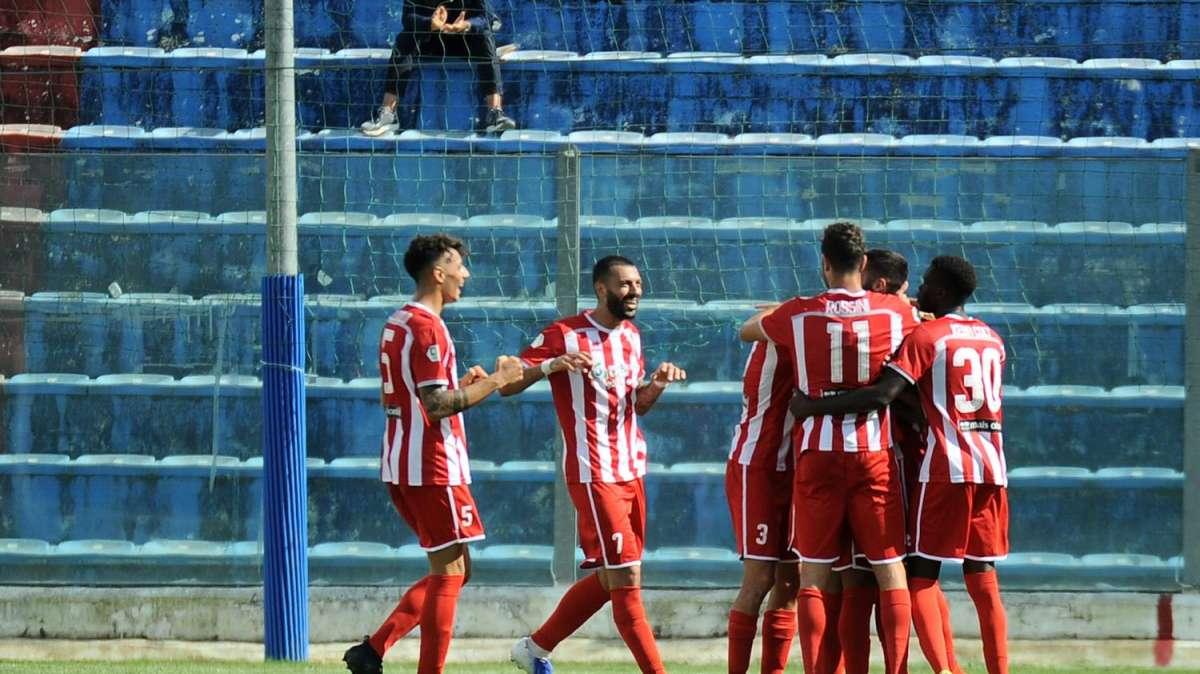 NOTIZIA TC - Catanzaro, cessione in D per Mittica: c'è il Rende